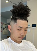 グラッシー(GLASSY)&nbsp;スペインカール/スパイキーショート/フェザーパーマ/フェード；