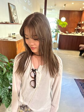 デン(den) シアーベージュ