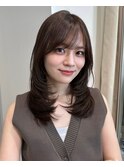 顔周りレイヤーカットくびれヘアミルクティーベージュカラー