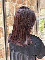 ピークアブー アヴェダ アトレ恵比寿(PEEK-A-BOO AVEDA)&nbsp;チェリーレッドカシスカラーワインレッド切りっぱなしミディアム