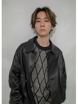 イル(ill) ハイライト フェザー リバース センター