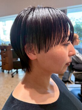 ナチュラル ヘアーデザイニング(Natural hair designing) ハンサムショート/ベリーショート/黒髪/ウェットヘア/耳かけヘア