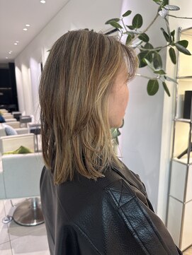 ステア ケース(stair case) ハイライトで白髪をやっつけろ！