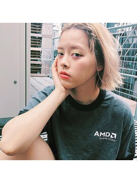 アマンドール(Aman D'or) ＃AMAND'OR　ベビーバングゴールドピンアレンジ