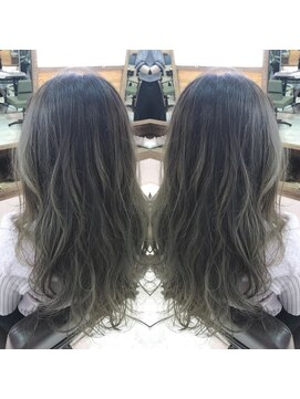 プラーチェ 古淵店(Plaatje) グラデーション カラー × グレージュ 3Dハイライト