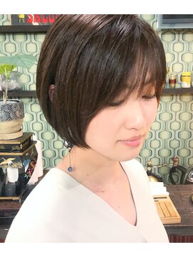ロイ プラスアティック(roi ＋attic) 谷町六丁目異空間美容室◆毛髪診断士◆髪質改善◆似合わせカット
