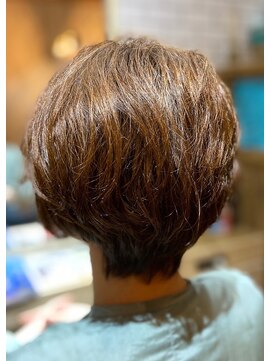 ディープラス(D PLUS) ショートパーマスタイル