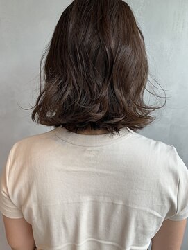 キチ(kichi.) [kichi.] くしゅっとボブ×シナモンブラウン