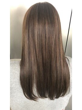 ラッドノエル(RAD noel) 艶ミルクティーアッシュ