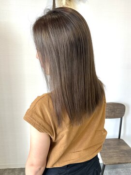 リベストバイジェービー 稲毛(li best. byjb) ピンクベージュ/インナーグレージュ/マチルダボブ/前髪【稲毛】