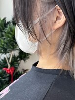 ファムバイアヴァンス(Femme by AVANCE.)&nbsp;インナーホワイトグレージュ×レイヤースタイル