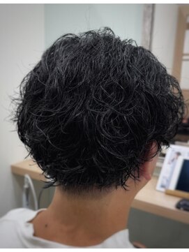 イロヘアミーサ 矢作店(ilo.hair mysa) ナチュラルな束感と動きが魅力の無造作パーマスタイル
