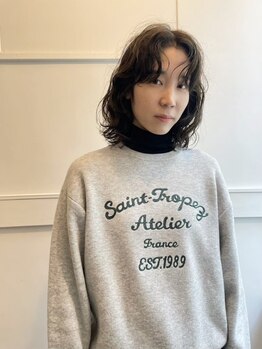 メゾンアメリ(Maison Amelie.)の写真/ヘアスタイルチェンジで着たかった洋服が似合うようになる！ファッション×ヘアのトータルコーディネート◇