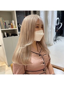 韓国風ベイビーベージュ