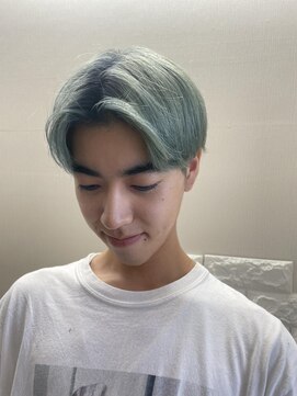 ライムグリーン