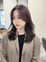 ガーランドウメダ(Garland umeda)&nbsp;ミルクアッシュカラー、レイヤーカット　担当　垣内　6841