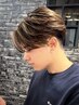 【光で魅せる大人の色気】メンズカット+1回ブリーチハイライト+カラー¥12800