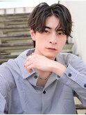 ツイストフェザーショート/センターパート/刈り上げ/ニュアンス