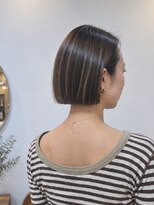 ブルジェ(BOURGE) あごライン切りっぱなしボブ・大人ボブ・小顔ボブ