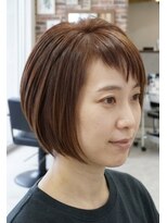 クラップス クリエイティブヘアー(CLAPS CREATIVE HAIR)&nbsp;毛先の軽さがある襟足いっぱいのボブ