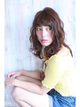 シレーナ ヘアーリゾート(Sirena Hair Resort) 波ウェーブ・セミロング