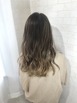 アルマヘア(Alma hair) フォギーベージュ★グラデーション