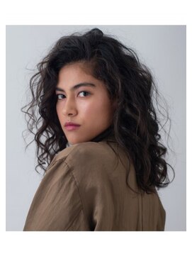 ワン 東戸塚(ONE004) 70’ウェーブ／東戸塚／東戸塚駅／髪質改善／ヘッドスパ