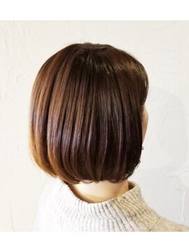 ココリュビ(COCO RUBIS) 柔らかボブスタイル