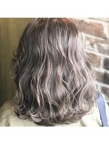 メーヴェ(Mowen) mowenグレージュxアディクシーx春夏トレンド