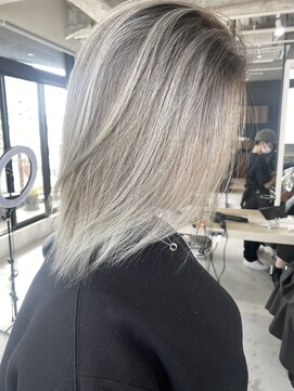 リア 近鉄八尾店(Lia) バレイヤージュ