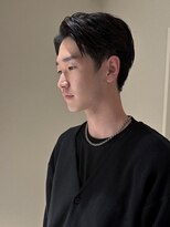 ノラギンザユー(NORA GINZA/U)&nbsp;サイドパートセンターパート刈り上げアップバングダウンパーマ