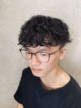 ニード(NEED) メンズ必見！波巻きパーマ！！/千種/池下/覚王山/本山