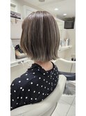 20代30代40代/バレイヤージュ/白髪ぼかし/外はねボブ