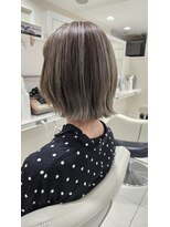 アッシュ 二俣川南口店(Ash)&nbsp;20代30代40代/バレイヤージュ/白髪ぼかし/外はねボブ