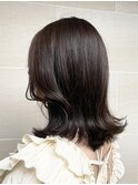 【顔周りレイヤー】でイメチェン！大人セミロングスタイル