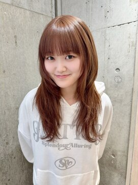 サンク 原宿 表参道(cinq) ミディアムレイヤーカット長めボブハイブリーチハイトーンカラー