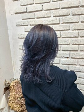 ビランチェ 池袋(bilancia) グラデーションカラー/ルーツカラー/寒色カラー/ブルーブラック