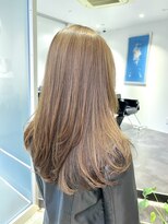六本木美容室 ヒロオ(HIROO)&nbsp;光に透けるシアーブラウンの大人ロング