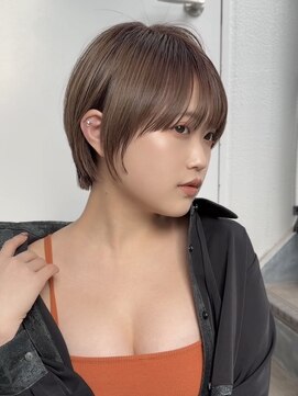 アリアバイエクラート 新宿南口店(ARiA by ECLART) 【takano style】小顔見えコンパクトショートボブ