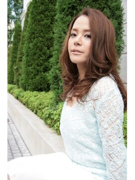 ヘア サルーン マイア 町田駅店(hair saloon maia) ふんわりカールロングスタイル☆