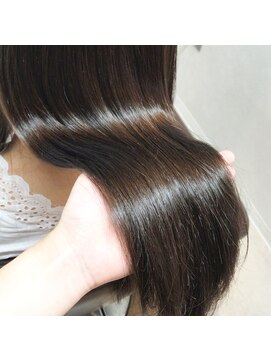 トゥーリ 筑紫野店(tuuli) フェザーロング オージュアトリートメント