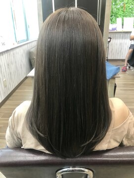 シード(Syead) オリーブカラー×サラサラヘアー