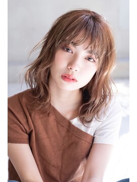 ケイト(kate) kate大宮 オレンジベージュ×ふわ巻きミディ