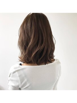 ドゥ(Du) セミディ アッシュグレージュ