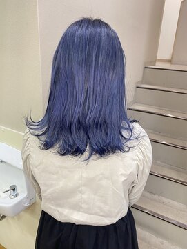 シェアサロンシエナ(share salon SCENA) ネイビーカラー