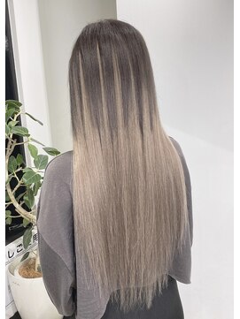 アルマバイロサ(ALMA by ROSA) ブリーチ無し！外国人風バレイヤージュ！/担当RENTA