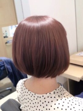 フォーエス(4S) ヘアドネーションとヘアカラーで大人可愛いショートボブに