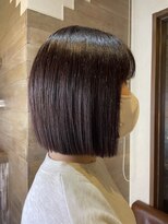 トレヘアー(tRe hair) 切りっぱなしボブ ラベンダーレッド タッセルカット