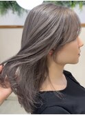 美髪カールシアーカラーグレージュアッシュエアリーセミディ