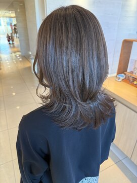 フェイス 大船(FACE) レイヤーカット×暗髪グレージュカラー/Kurumi【大船】